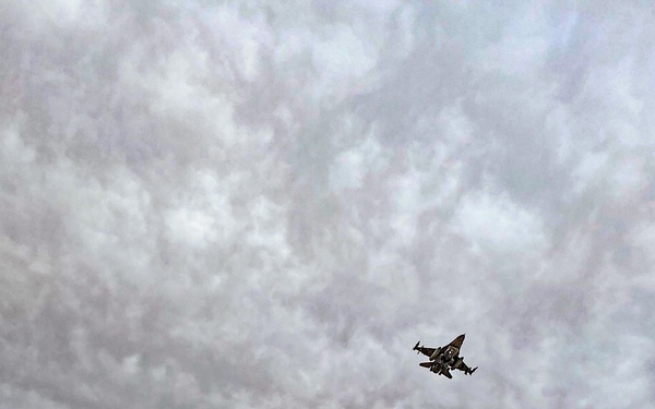 85th EIS extends network capabilities to Afghan refugee village in support of Operation Allied Welcome