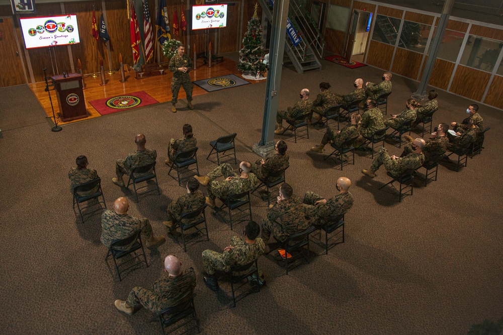 The Dental Officer of the Marine Corps Visits 1st Dental Battalion