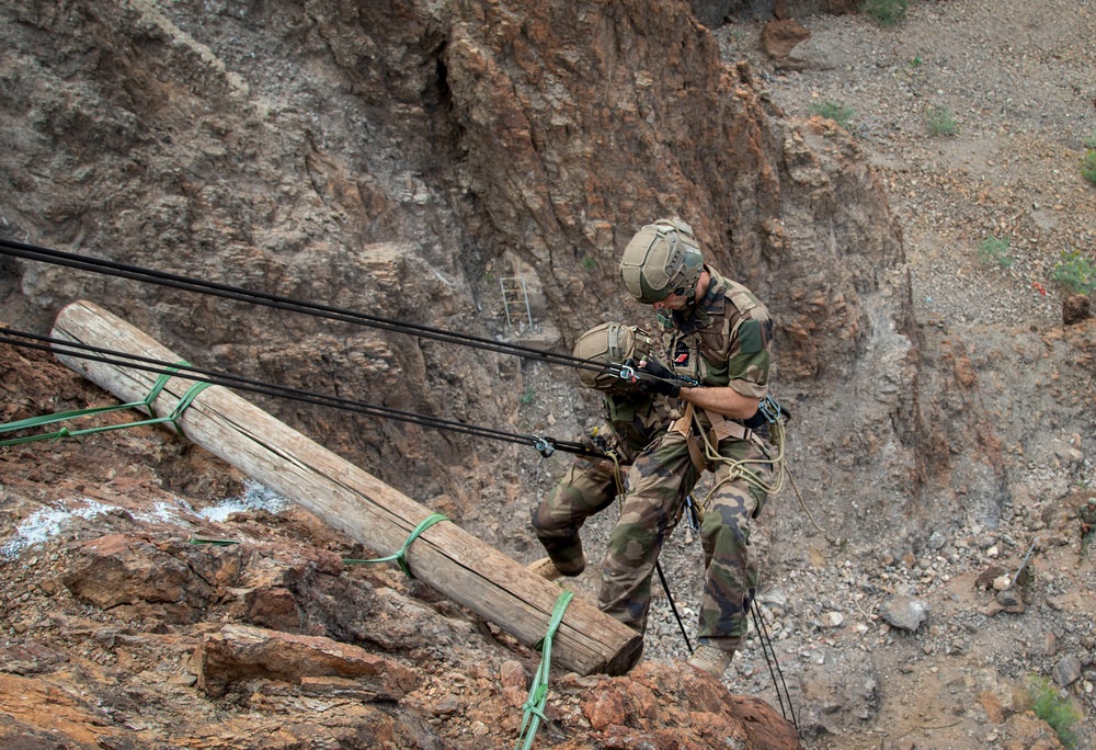 U.S. Army Mountain Warfare School hosts joint mountain training in Djibouti