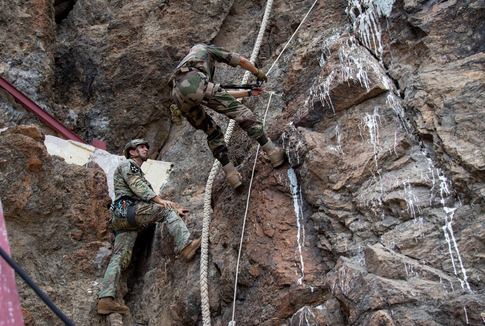 U.S. Army Mountain Warfare School hosts joint mountain training in Djibouti