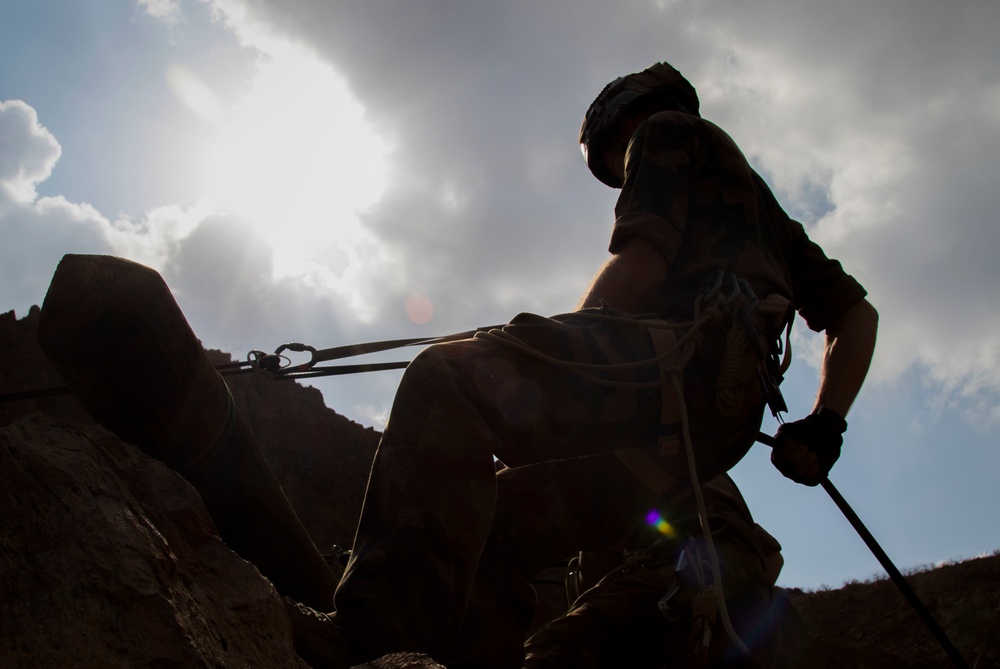 U.S. Army Mountain Warfare School hosts joint mountain training in Djibouti