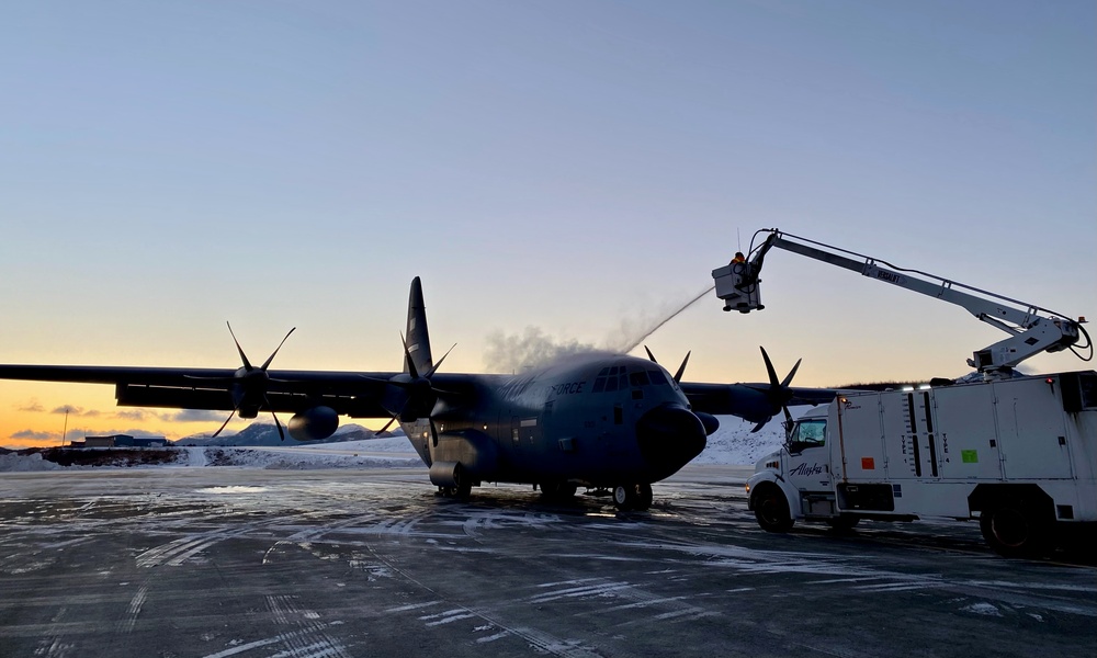 Hurricane Hunters conduct buoy drops over Pacific