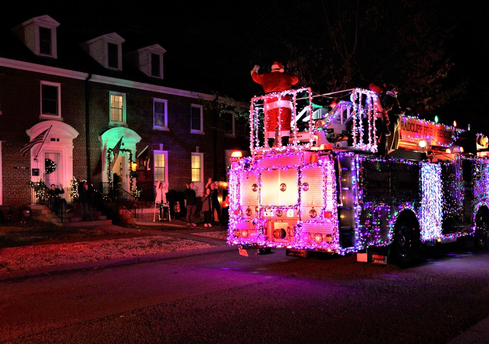 Annual Santa parade returns to Fort Knox
