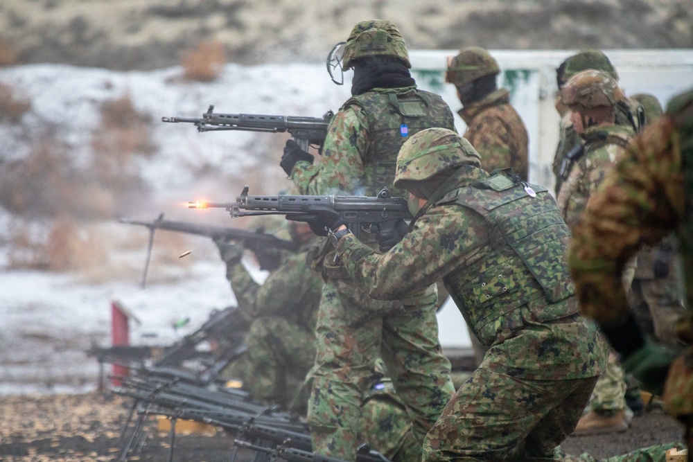 JGSDF Fire at Rising Thunder