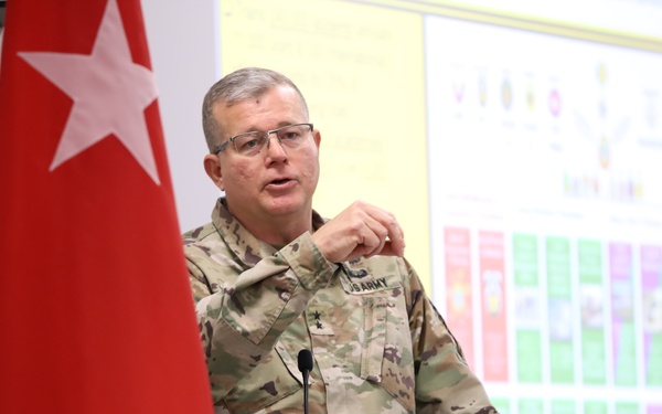 Maj. Gen. Simerly highlights 2021 successes at CASCOM Town Hall