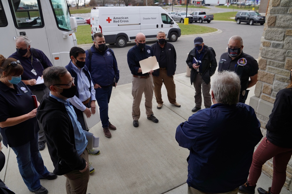 FEMA Leadership Meets with Local Leadership in Bowling Green, Kentucky