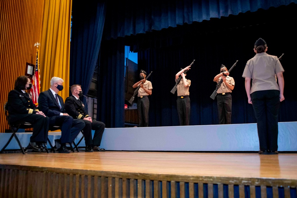 NSTC Commander Visits Chicago NJROTC