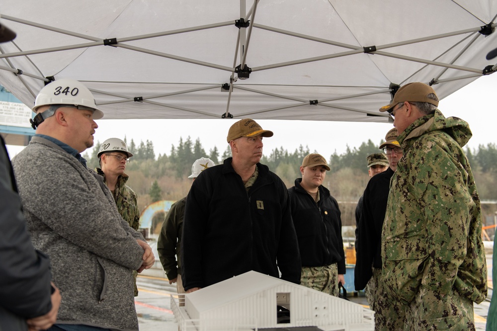 Commander, Naval Submarine Forces, visits TRF Bangor