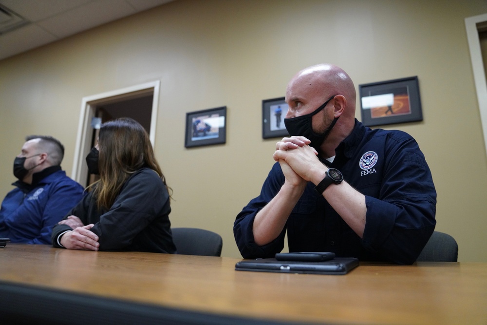 FEMA Leadership Meets with Bowling Green, Kentucky Police Department