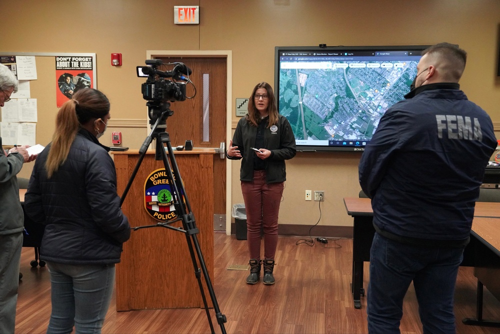 FEMA Leadership Meets with Bowling Green, Kentucky Police Department