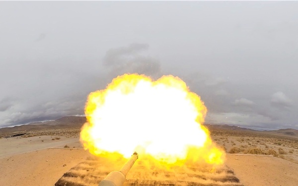 M1A2 Abrams SEP V2 fires main gun