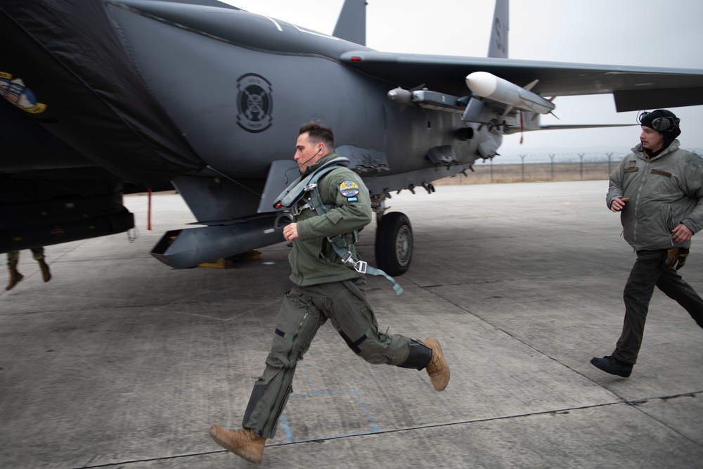 336th Fighter Squadron conduct scramble certification drills for NATO eAP