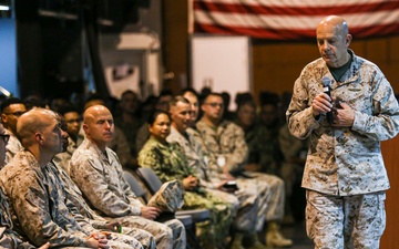 Commandant of the Marine Corps visits Task Force 51/5