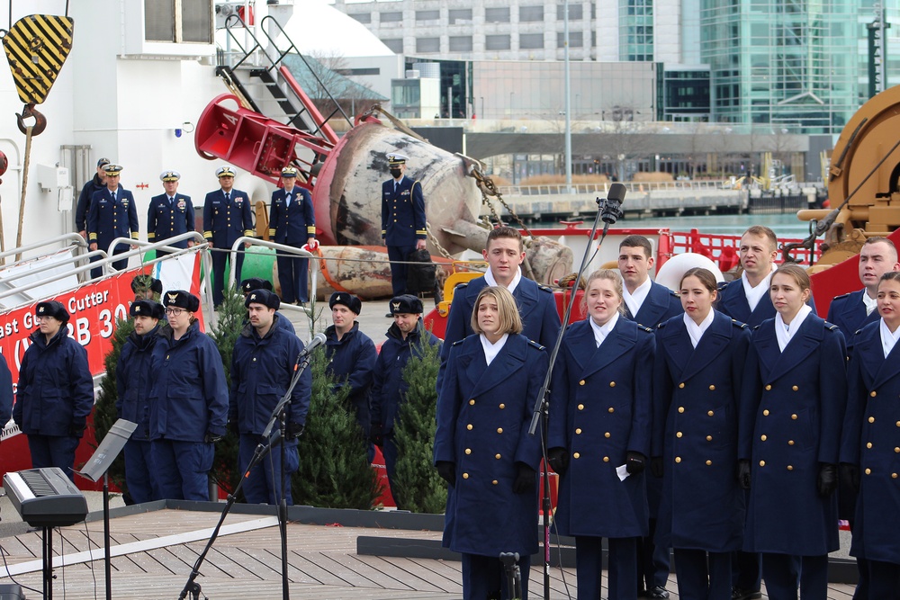 Chicago's Christmas Ship, aka CGC Mackinaw, moors up for 22nd annual ceremony