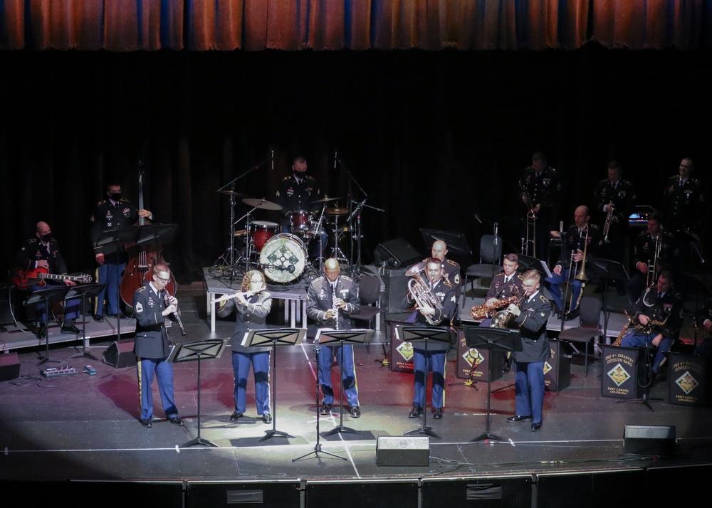 Army band holiday concert