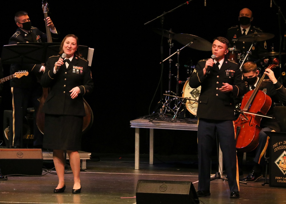 Army band holiday concert