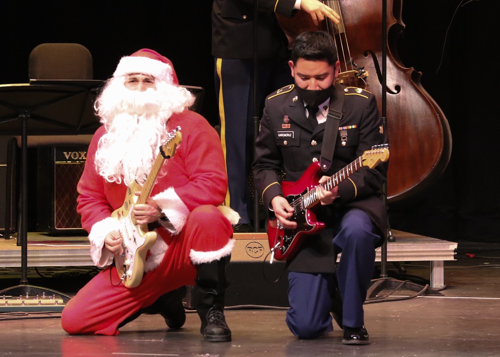 Army band holiday concert