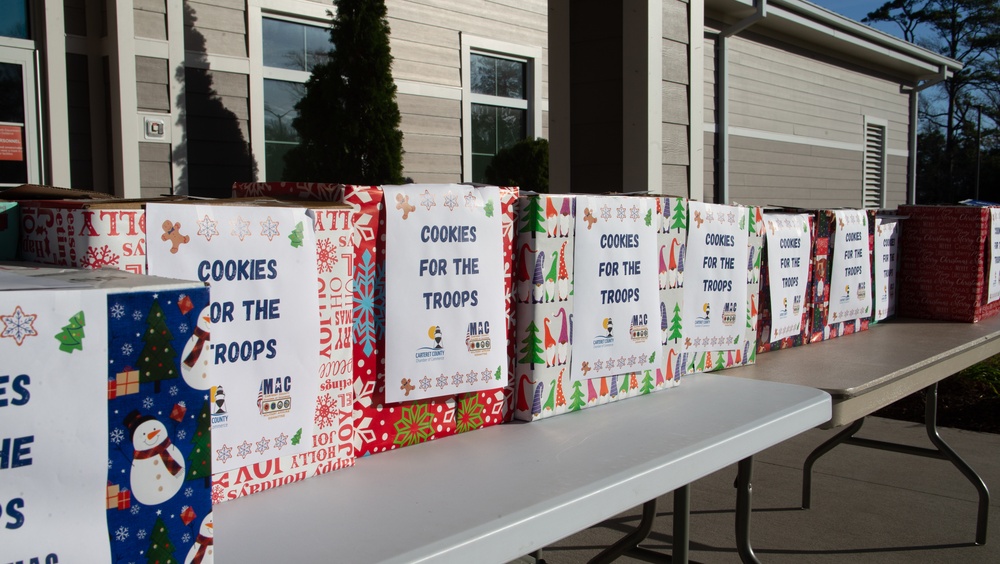 ‘MAC’ delivers holiday treats to service members