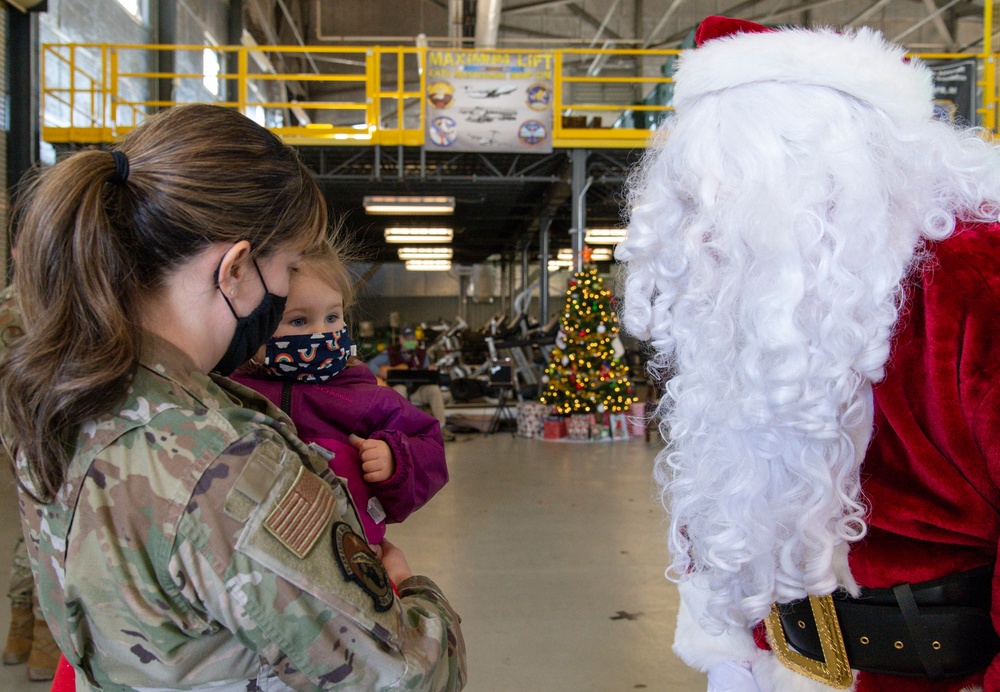 Operation Feed the Troops returns at Dover AFB