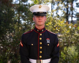 U.S. Marine returns to hometown for Command Recruiting Program