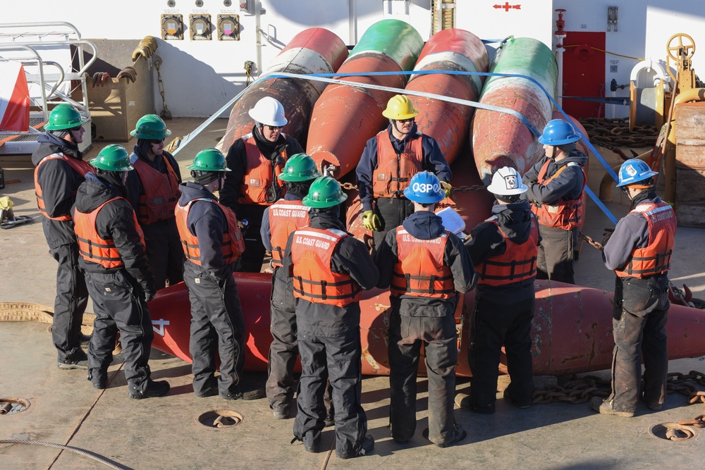 Coast Guard Cutter Mackinaw, Aids to Navigation