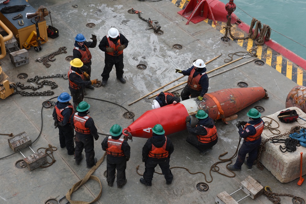 Coast Guard Cutter Mackinaw, Aids to Navigation