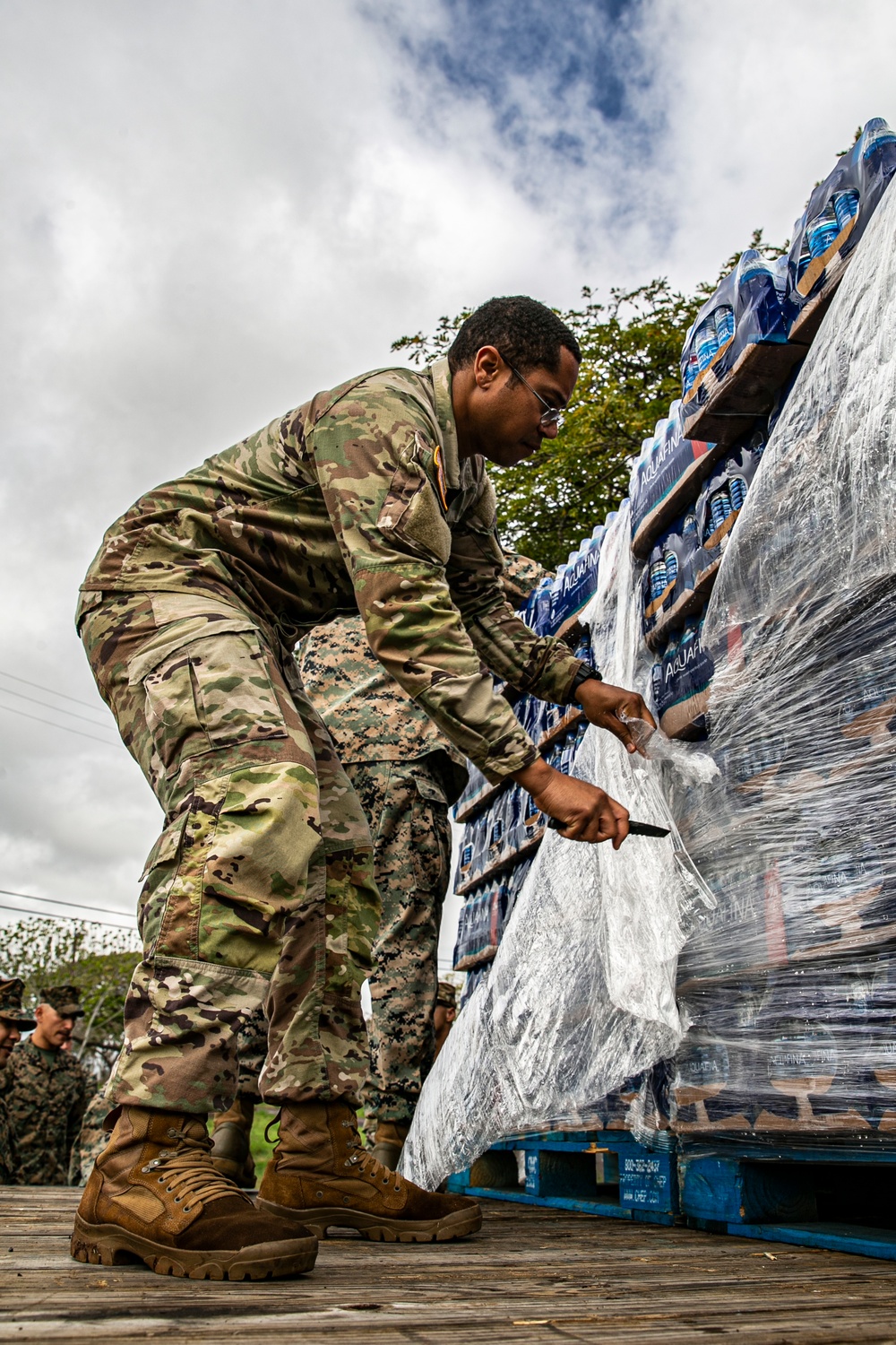 Marines with CLR-3 respond in support of Joint Base Pearl Harbor-Hickam residents