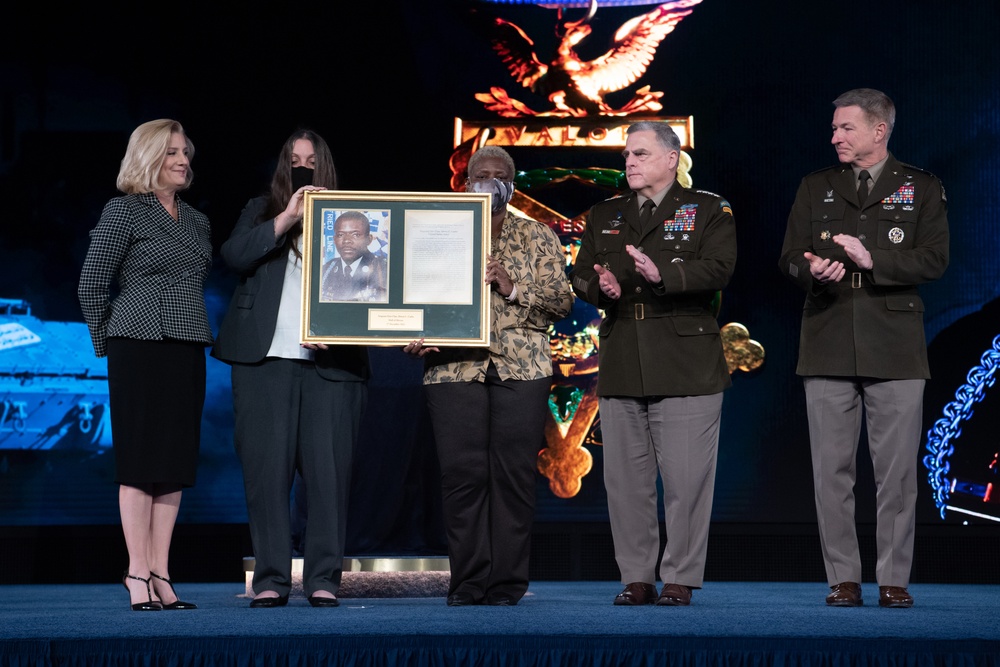 Medal of Honor IHO MSG Plumlee, SFC Cashe and SFC Celiz