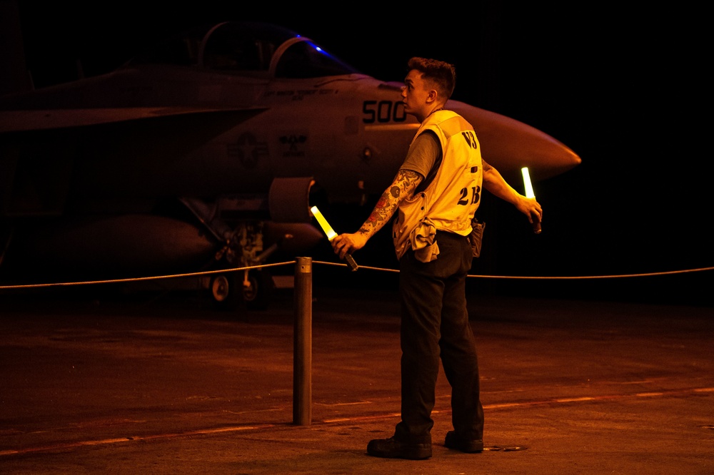 USS Carl Vinson (CVN 70) Conducts Night-Time Operations