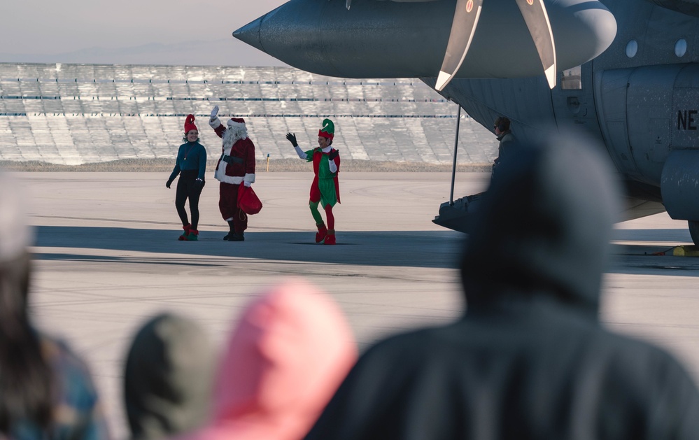 Arriving in fashion: Santa Claus arrives in Reno aboard C-130