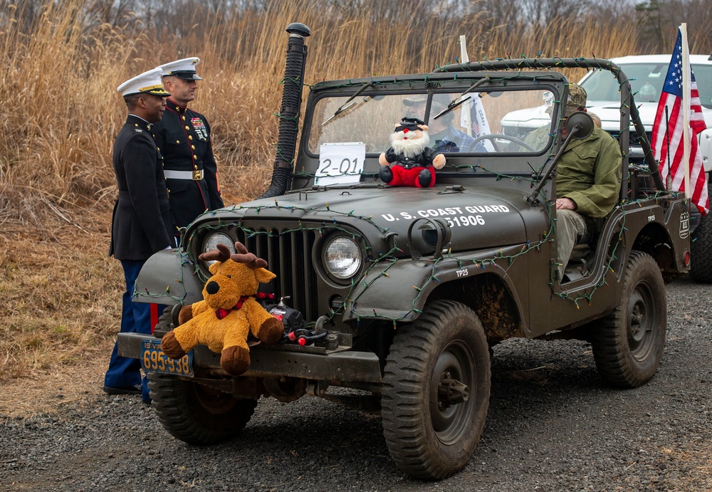 DVIDS Images Stafford County Christmas Parade [Image 1 of 10]