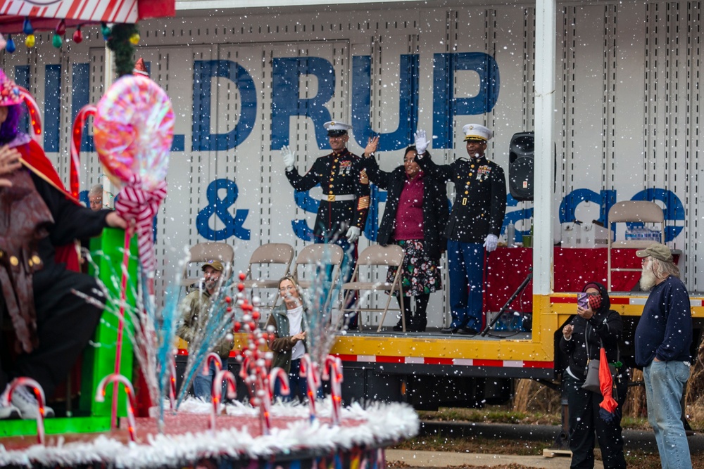 DVIDS Images Stafford County Christmas Parade [Image 9 of 10]