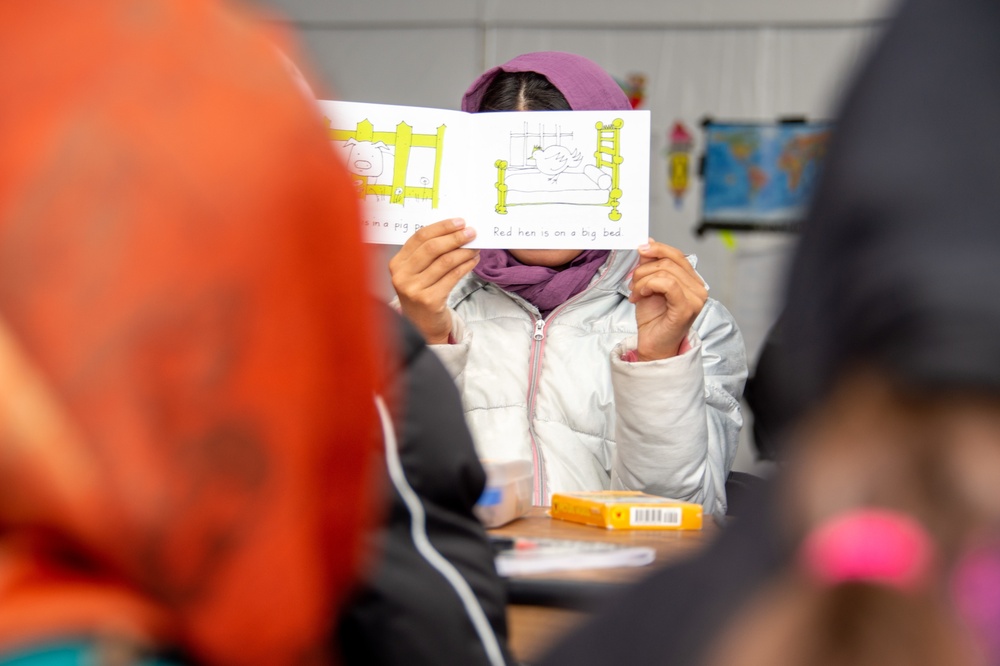 Afghan Women Participate in ESL Classes