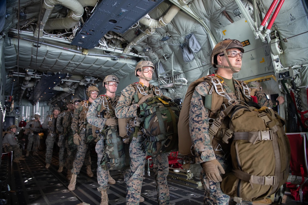 Dvids - Images - C-130 Joint Jump Training At Yokota [image 2 Of 5]