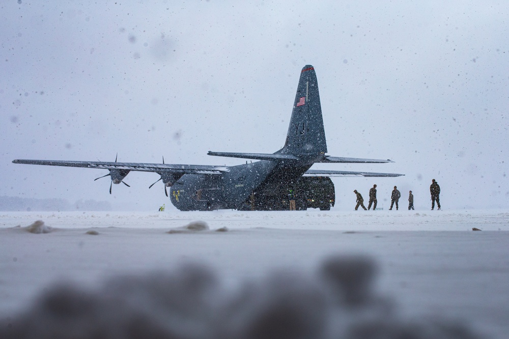 DVIDS Images Resolute Dragon 21 Loading [Image 1 of 5]