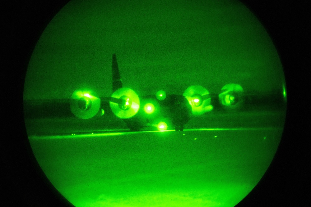 Illinois Air National Guard lands C-130 at night