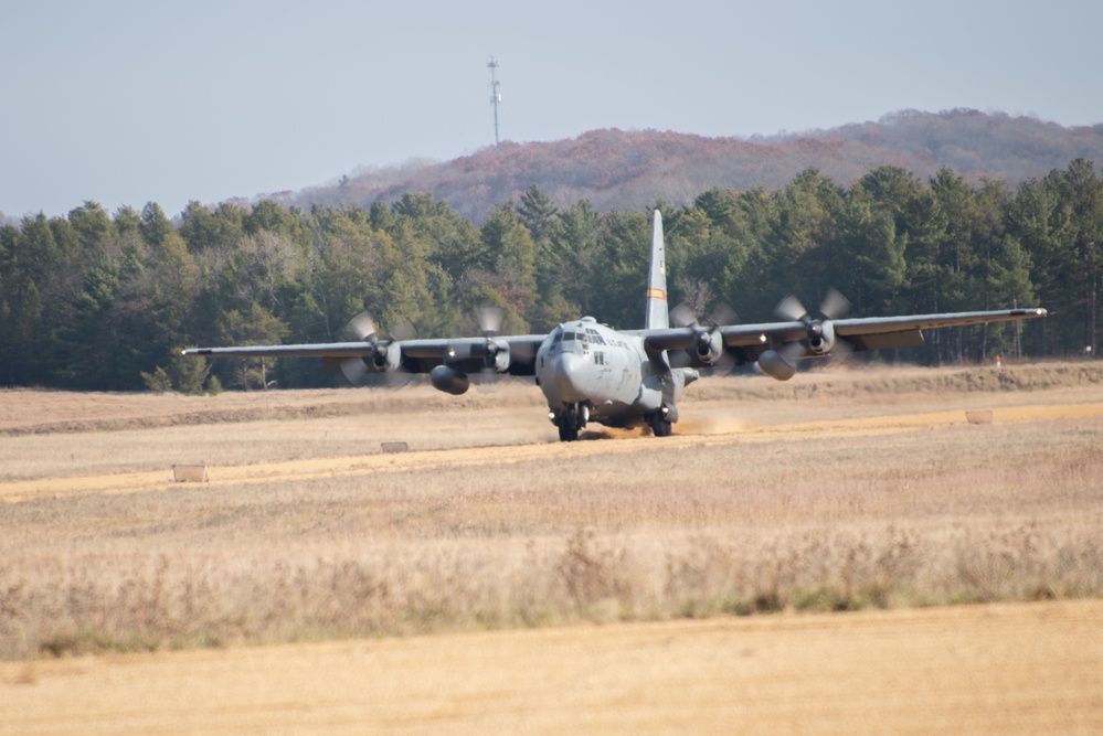 Illinois Air National Guard C130 training