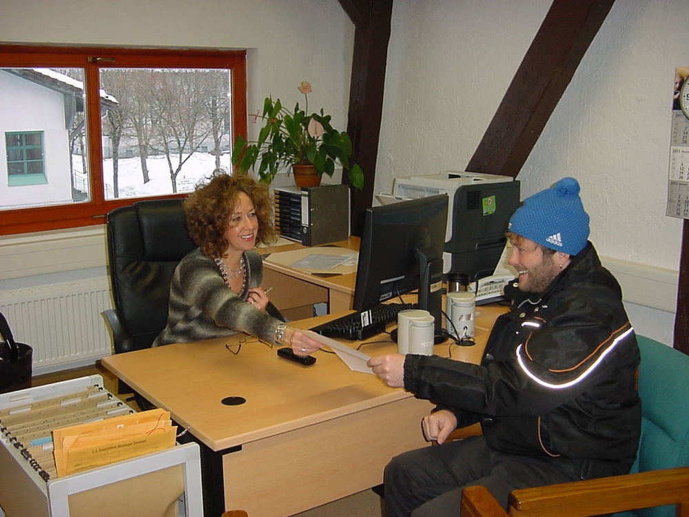 With 27 years in transportation, LRC Bavaria employee highly intuitive to her customers’ needs