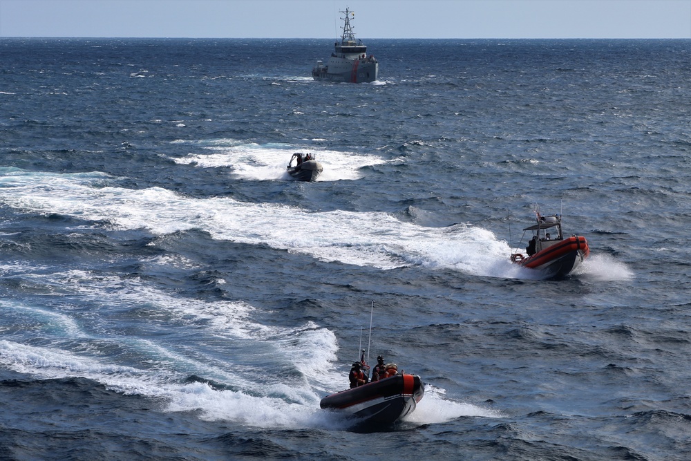 USCGC Mohawk engages with Ecuador