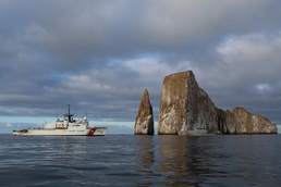 USCGC Mohawk engages with Ecuador