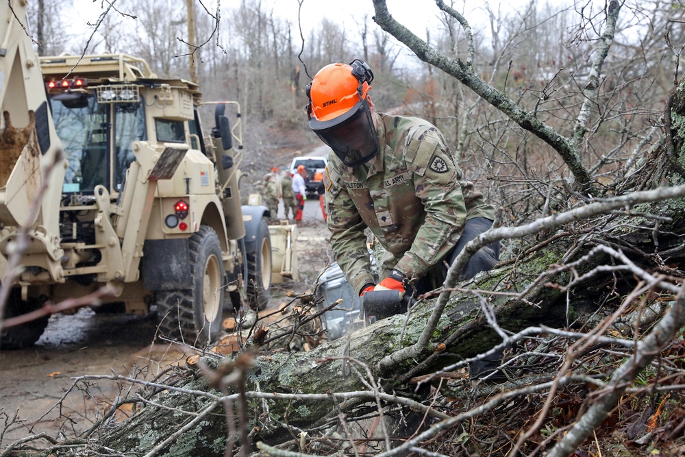 Kentucky Guardsmen respond to tornado-affected communities