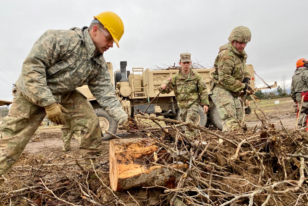 Kentucky Guardsmen respond to tornado-affected communities