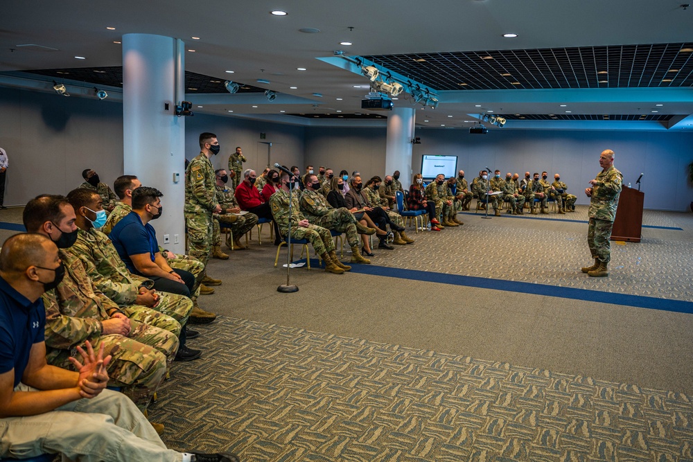 Guetlein holds All Call, celebrates USSF's 2nd Birthday