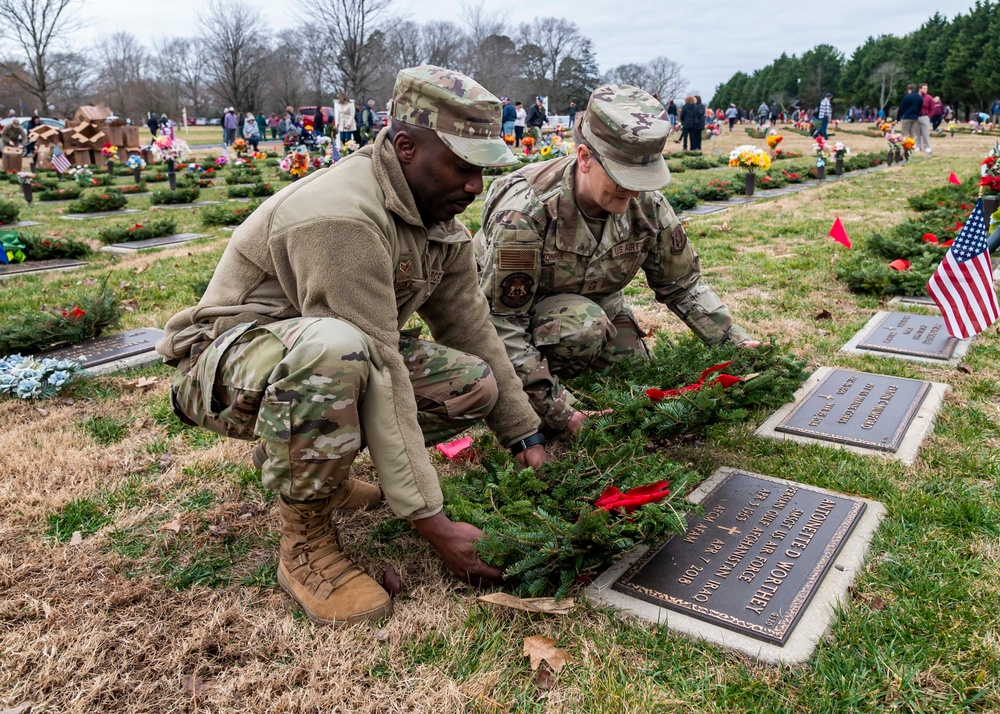 Dover Airmen observe Wreaths Across America Day