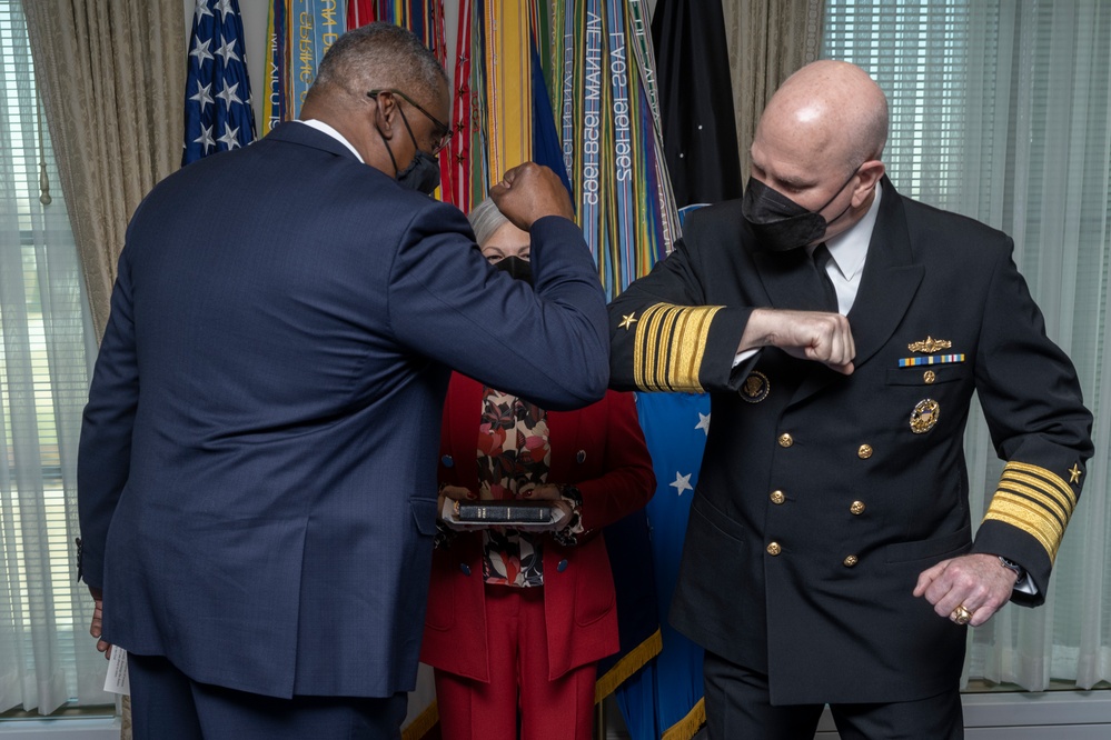 Secretary Austin Swears in new Vice Chairman of the Joint Chiefs of Staff