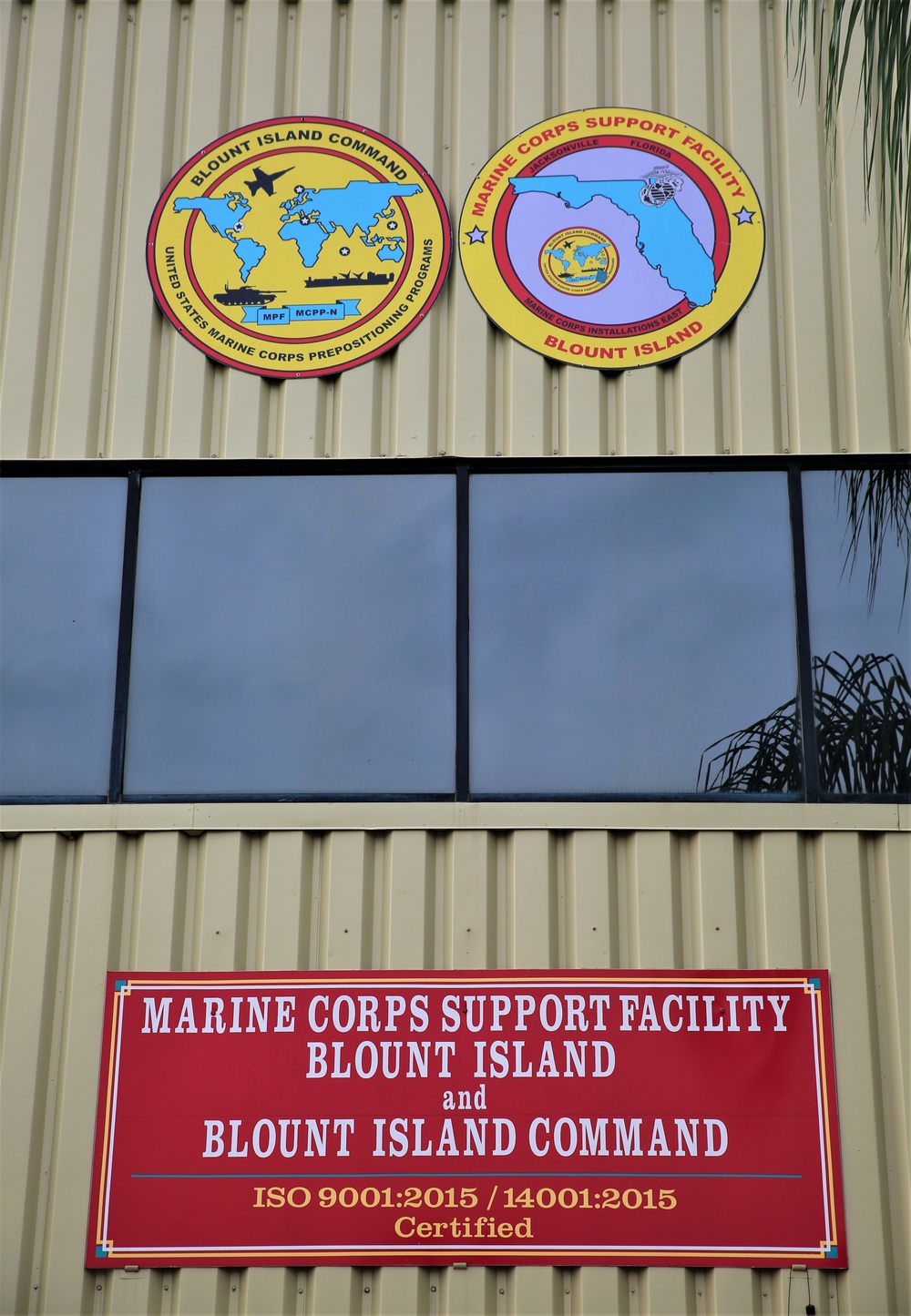 U.S. Marine Corps Deputy Commandant for Installations and Logistics visits MARCORLOGCOM, MCLB-Albany and BICmd