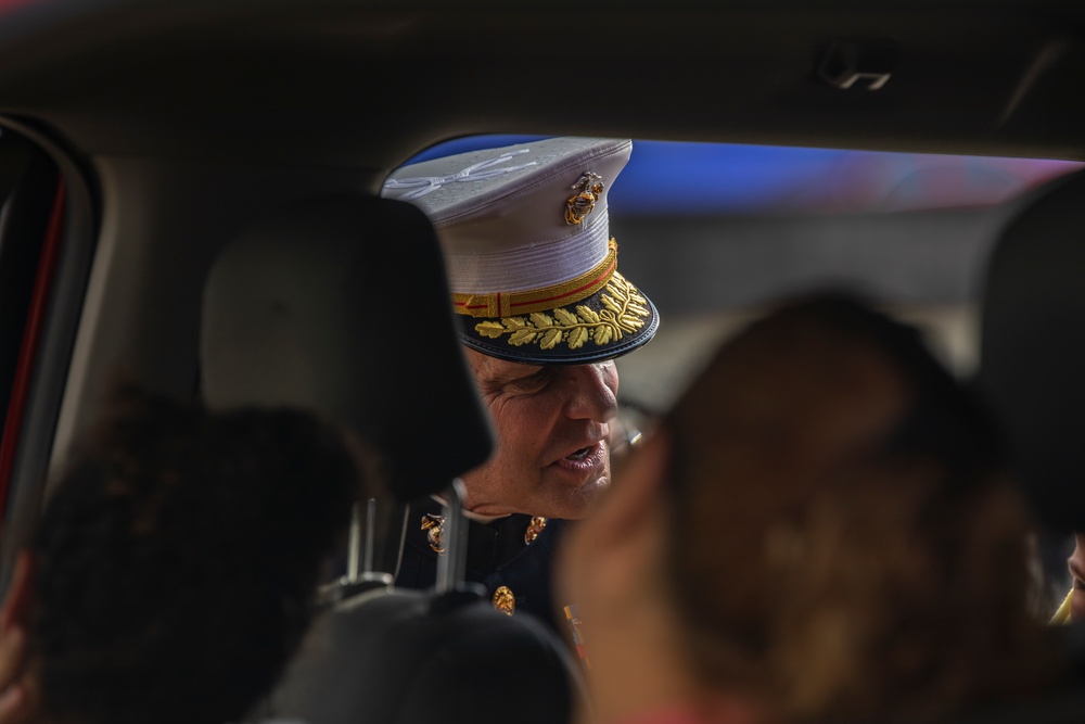 Making Spirits Bright | Marines Hand Out Toys to New Orleans Families