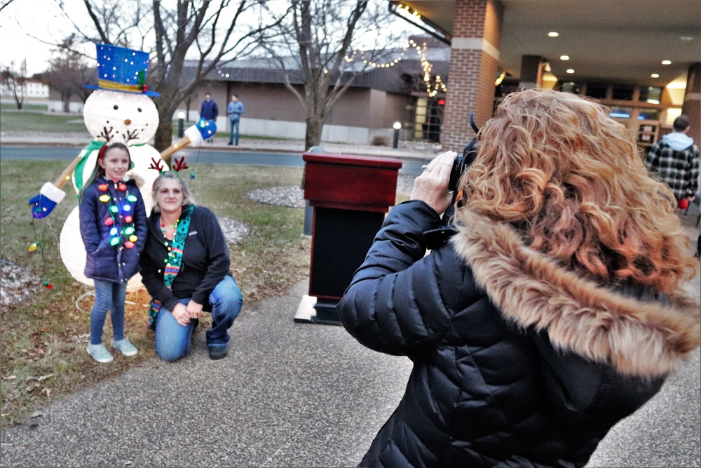 Fort McCoy community participates in 2021 Tree Lighting Ceremony