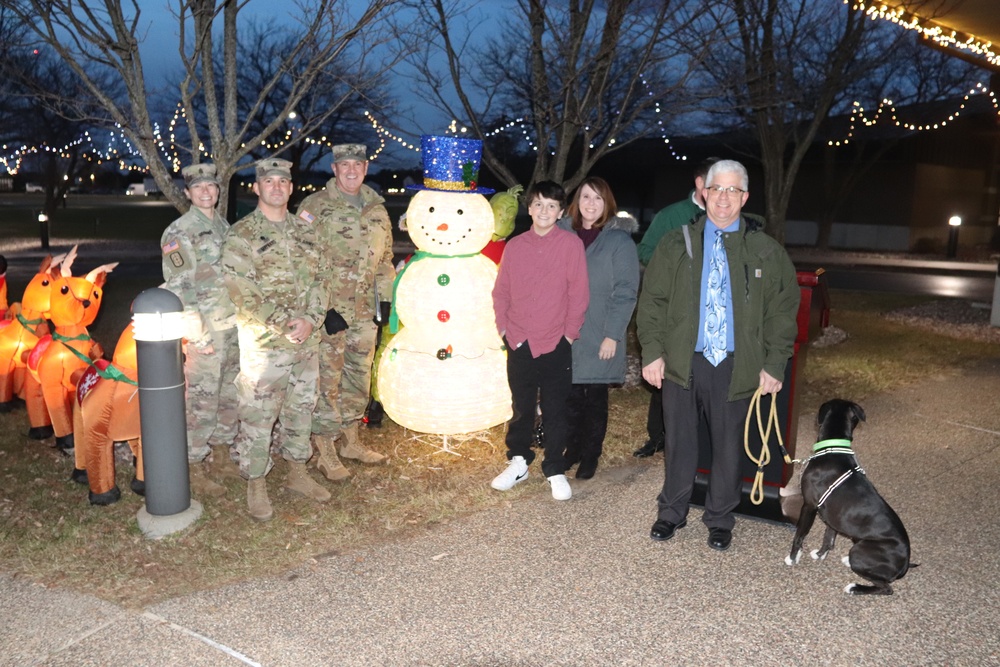 Fort McCoy community participates in 2021 Tree Lighting Ceremony