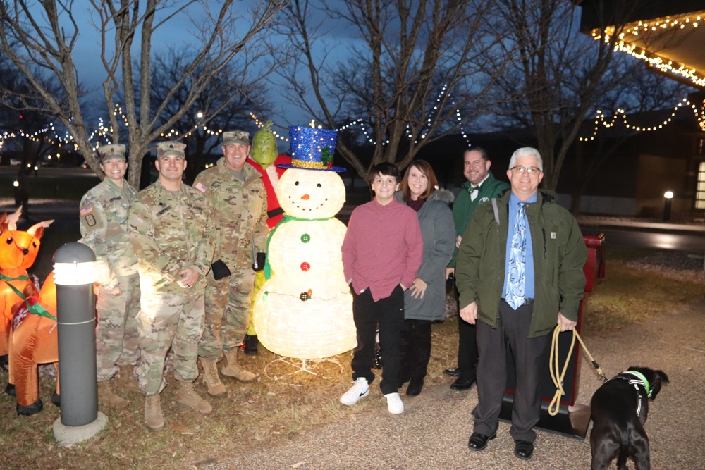 Fort McCoy community participates in 2021 Tree Lighting Ceremony